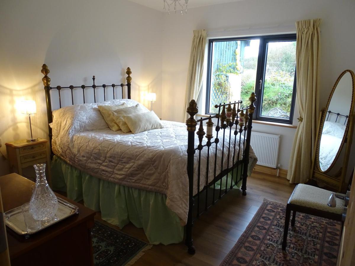 An Nead Beag Only 2 Miles From Louisburgh Villa Exterior foto